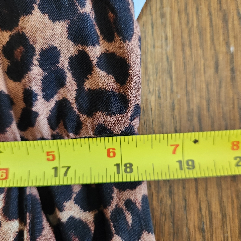 TORRID Leopard Challis Keyhole Midi Skater Dress NWT Size 2 / 2X Cutout Pin-Up - Picture 13 of 14